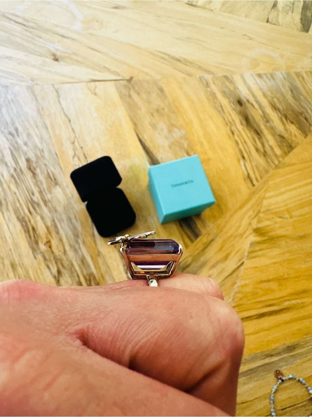Tiffany & Co. Silver Ring with Blue-Purple Gem and Flower Accent - Picture 5 of 8